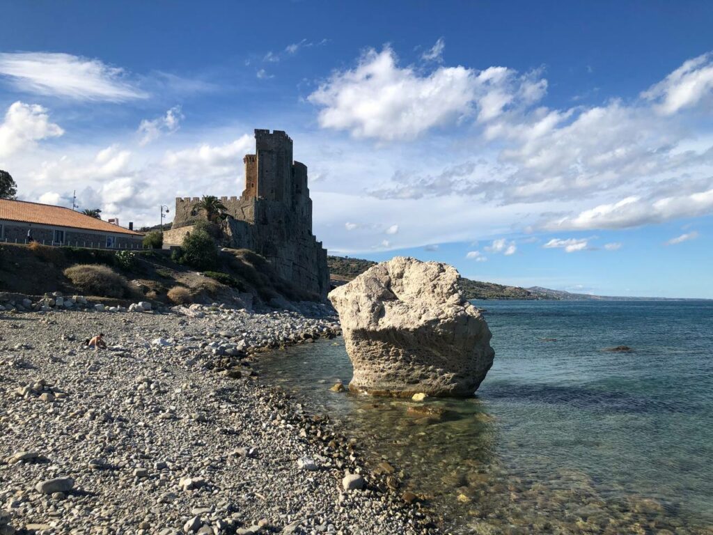 roseto capo spulico, piccolo borgo in calabria